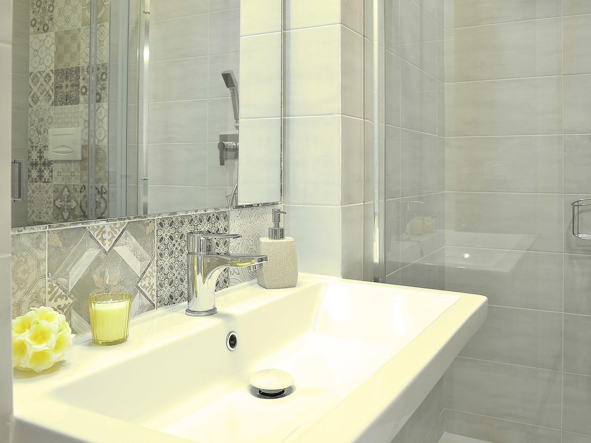 Duca70 "Suite Home" Taranto Exterior photo