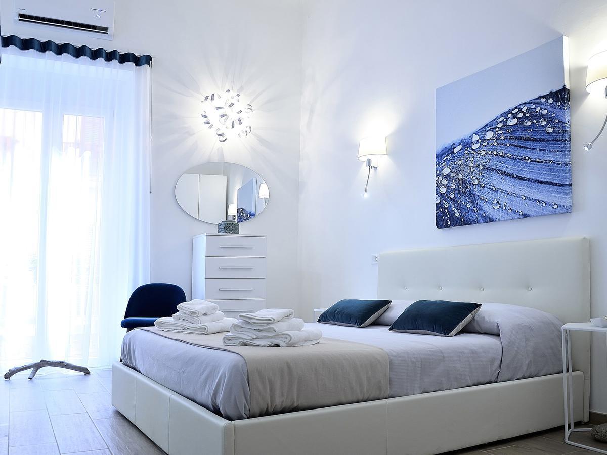 Duca70 "Suite Home" Taranto Exterior photo