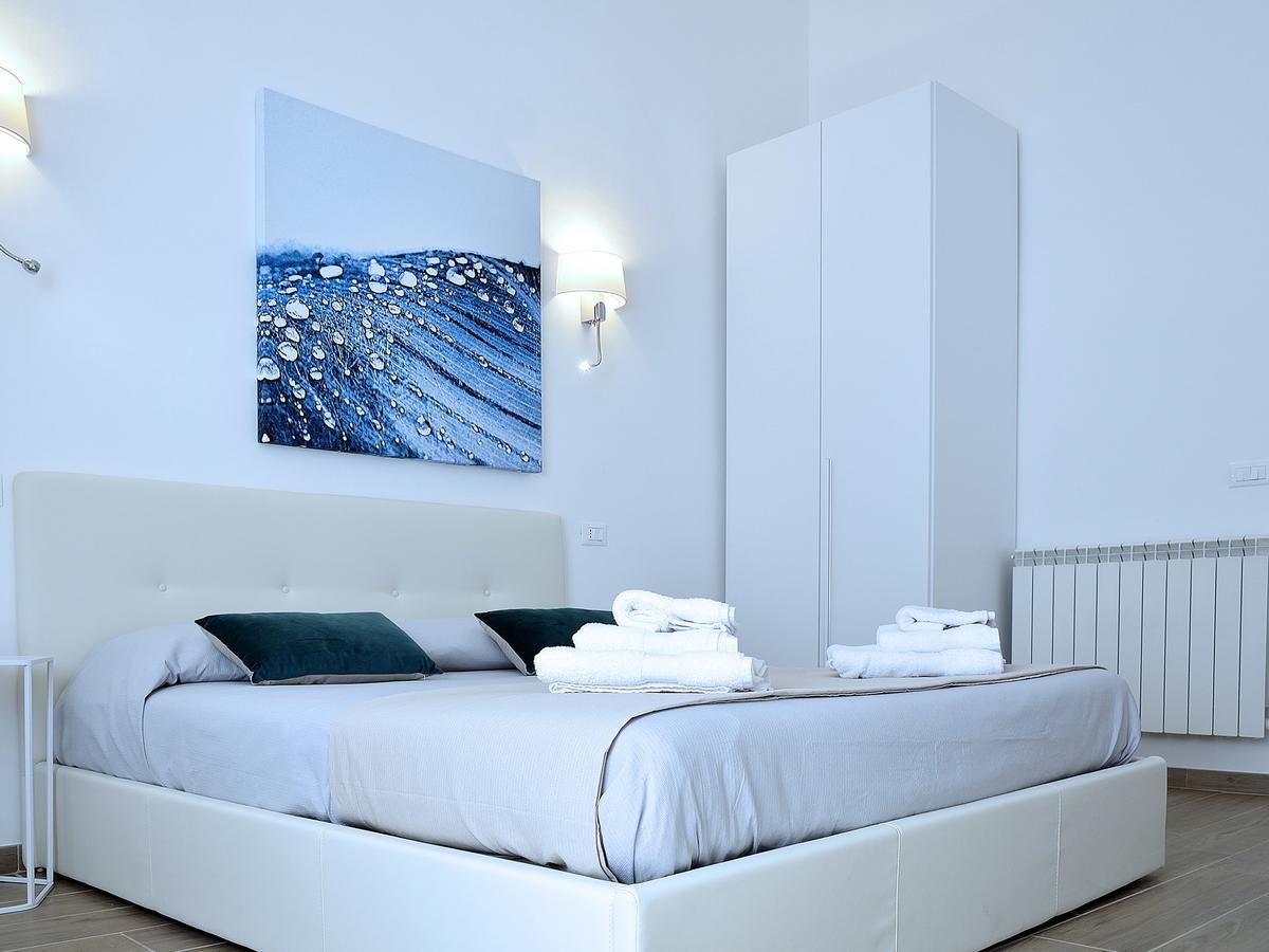 Duca70 "Suite Home" Taranto Exterior photo